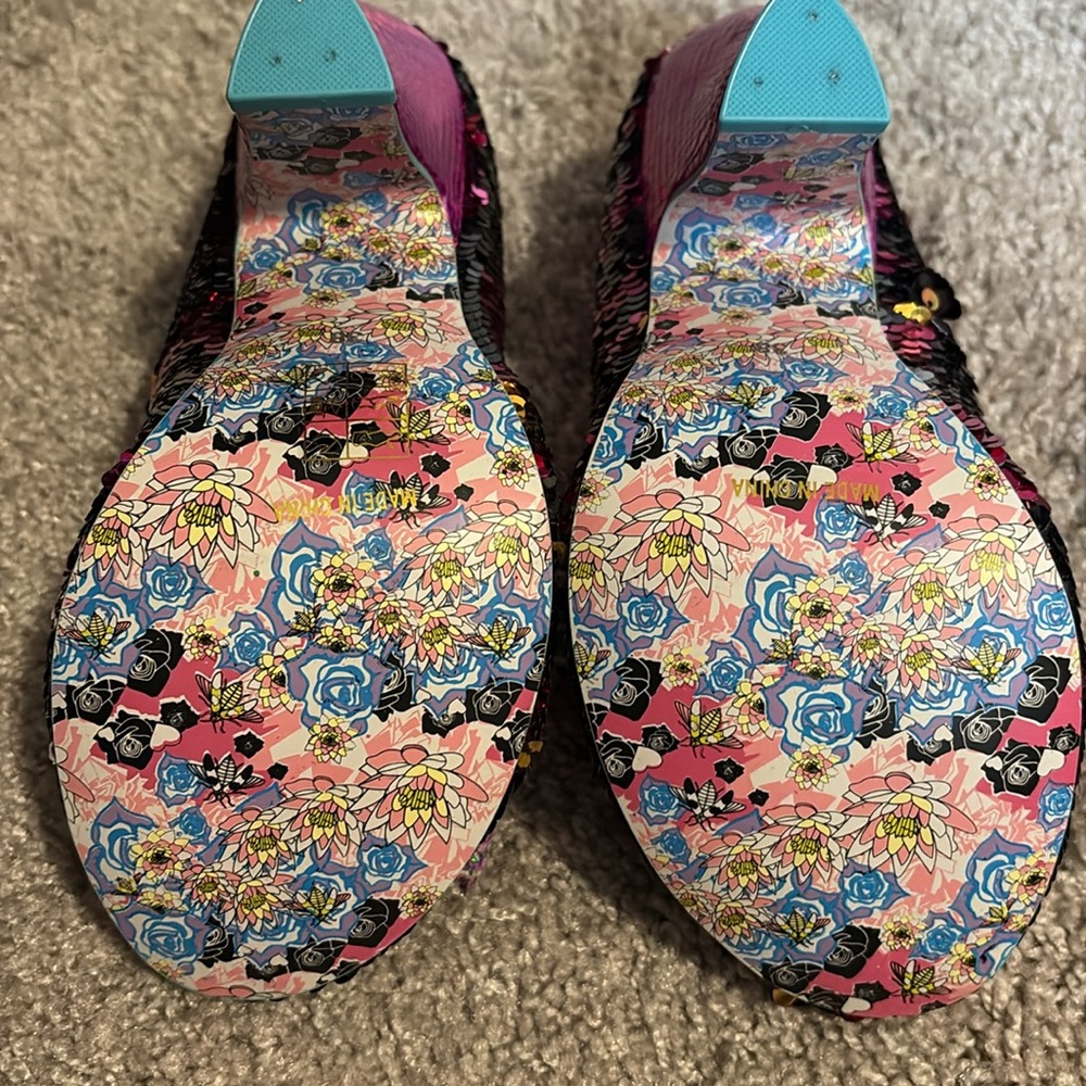 Sequin Bow Women's Shoes - Pink and Black-N w/out box. - Picture 5 of 5